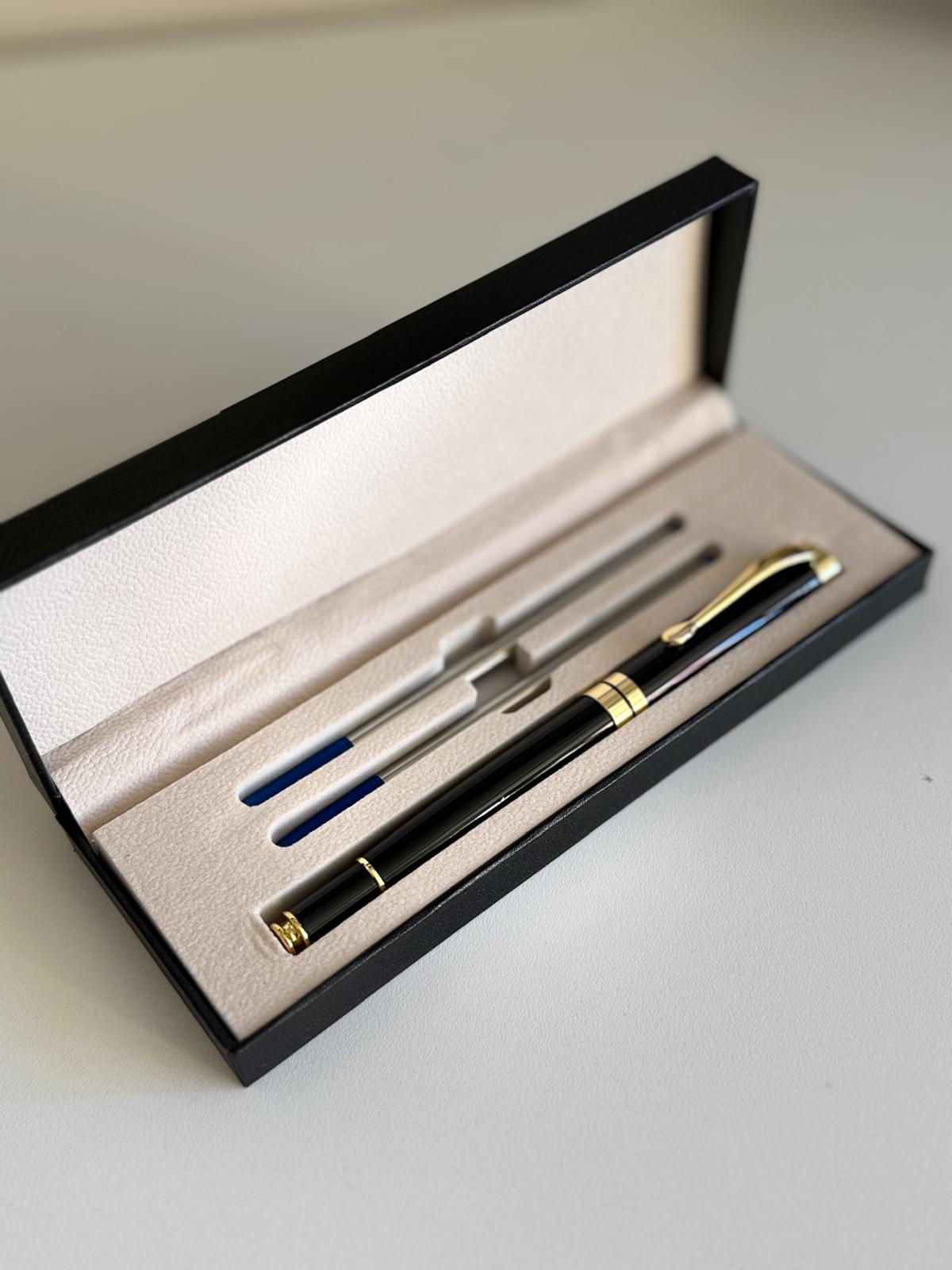 Lapicera con estuche